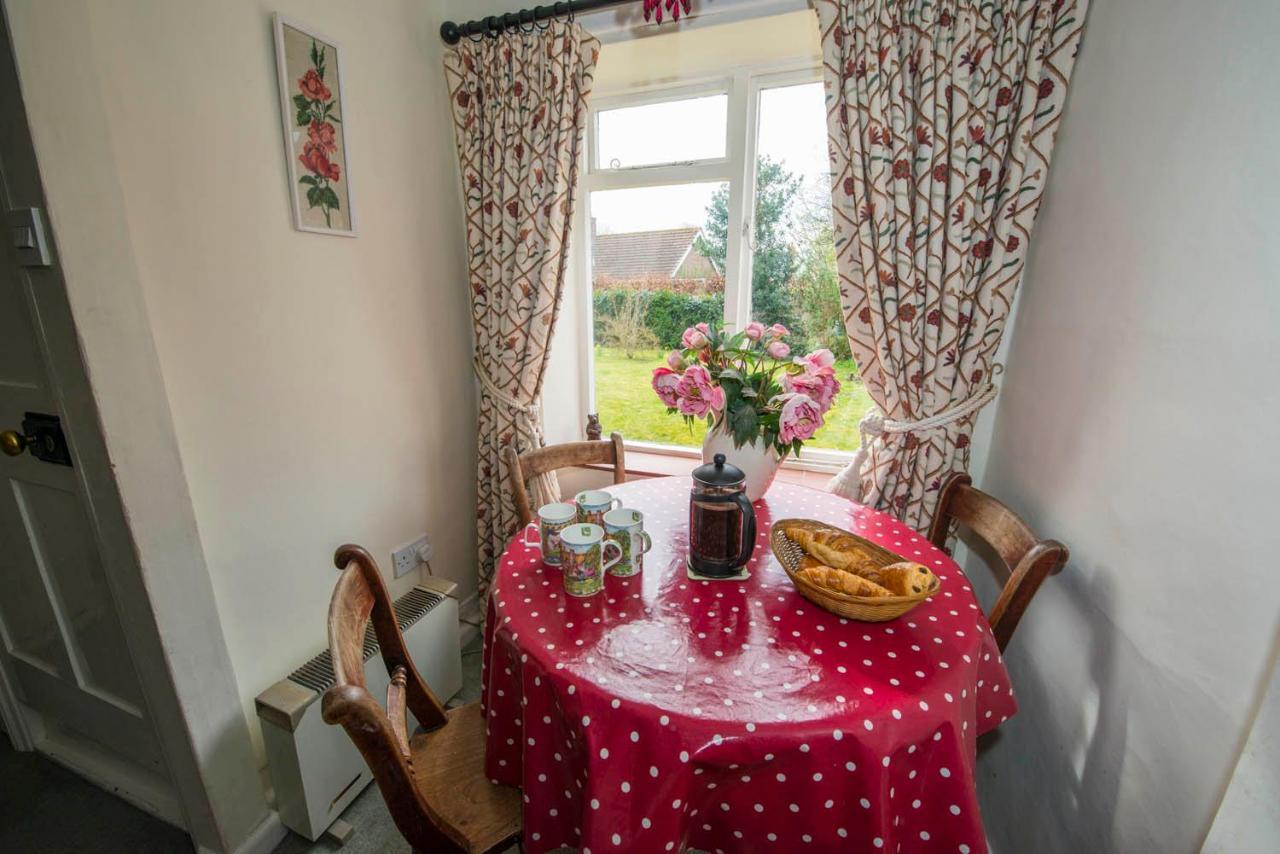 2 bedroomed cottage near quay Blakeney  Esterno foto